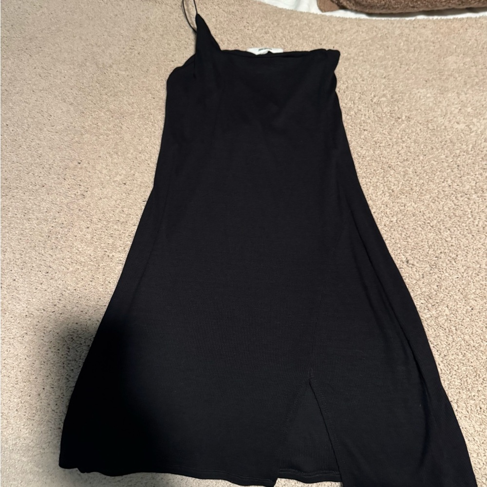 Joah Brown One Shoulder Black Dress